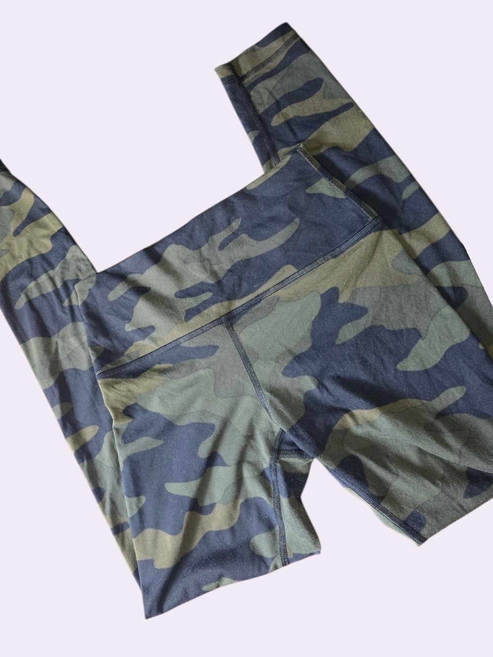 Victoria's Secret Pink | Camo | High-Waist Active Leggings
